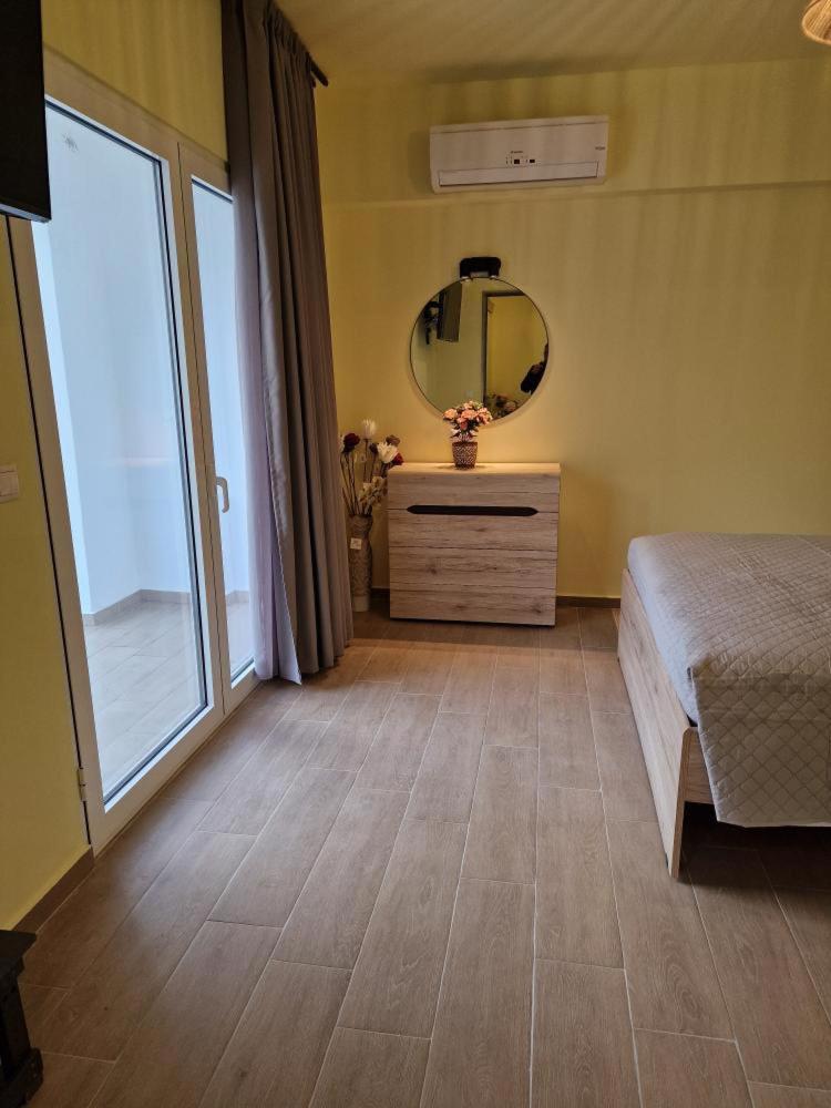 Solymar Prive Apartment Archangelos  Exterior photo