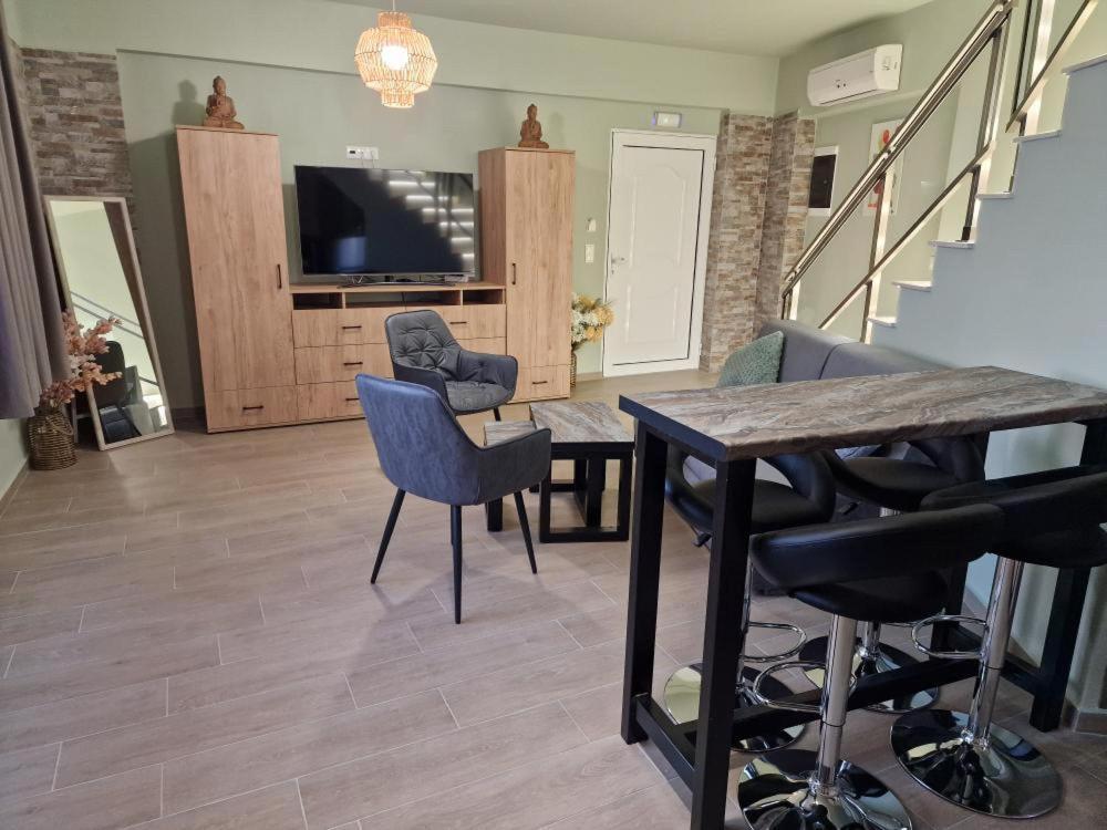 Solymar Prive Apartment Archangelos  Exterior photo